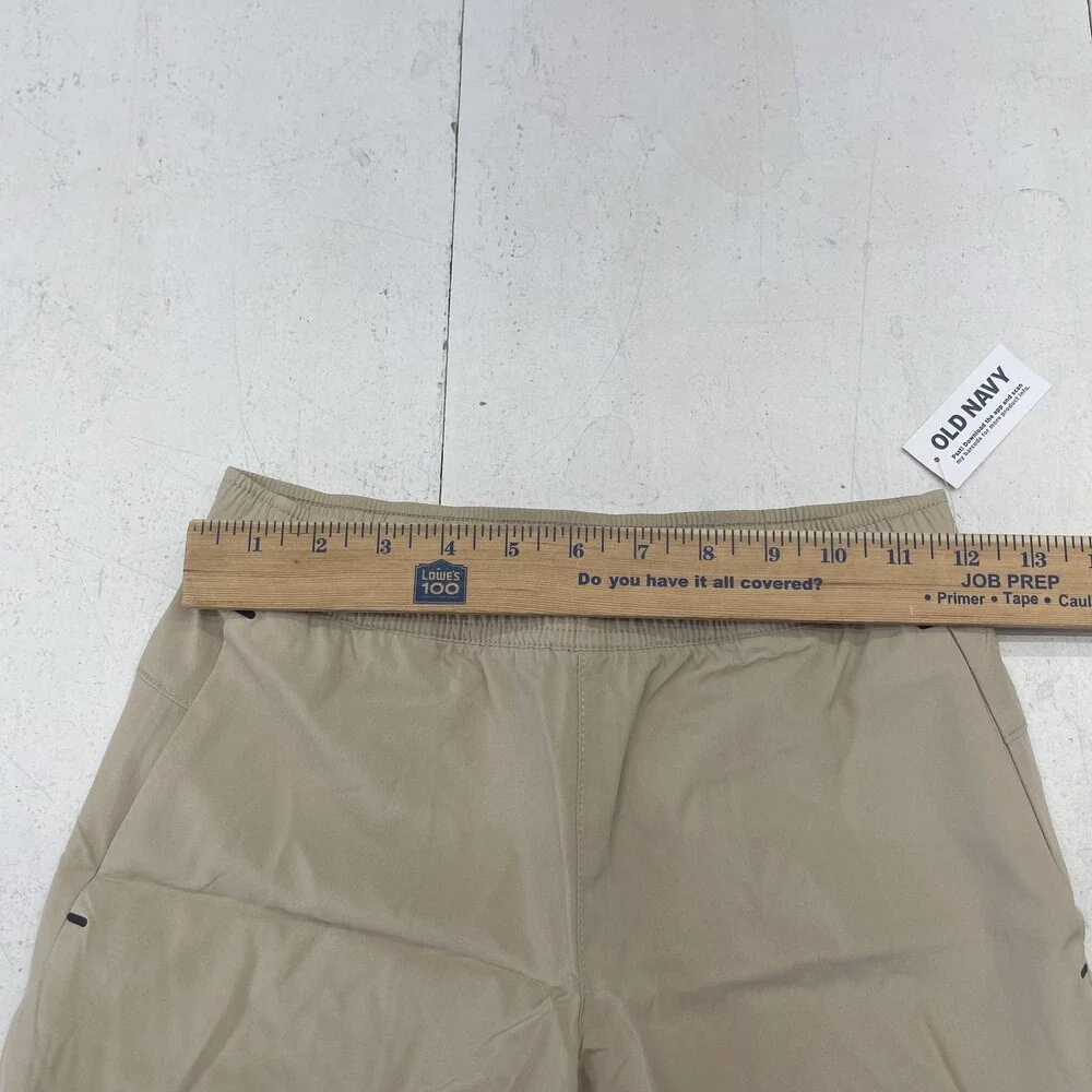 Old Navy Shorts Kids Medium Khaki StretchTech 5 in Inseam Quick-Dry Athletic